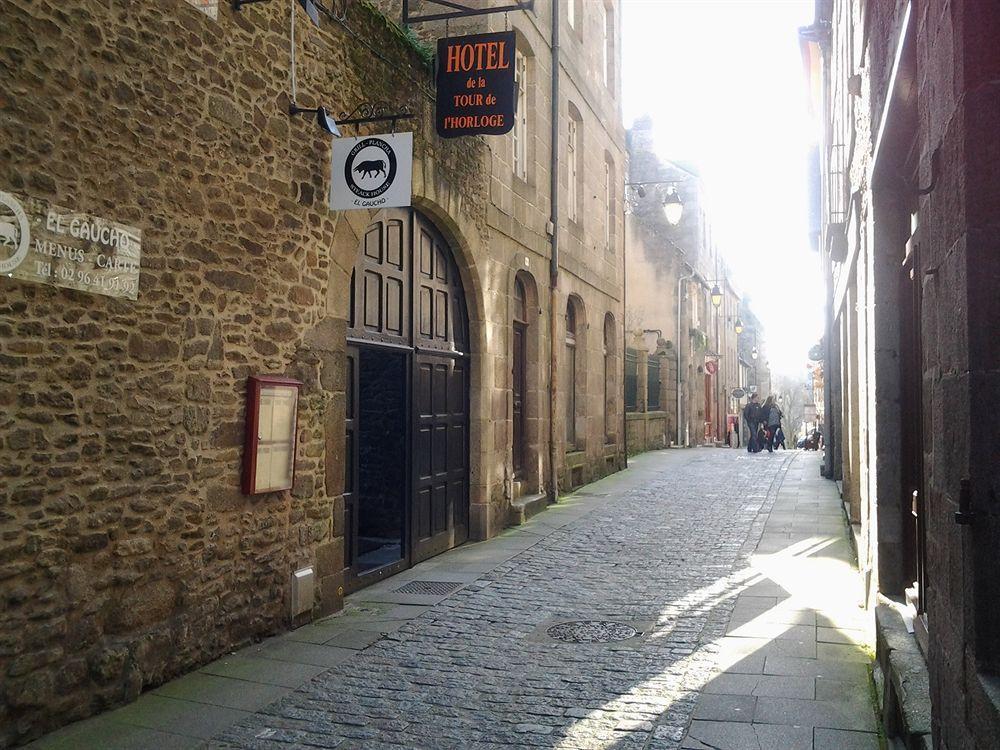 Hotel De La Tour De L'Horloge Dinan Exterior photo